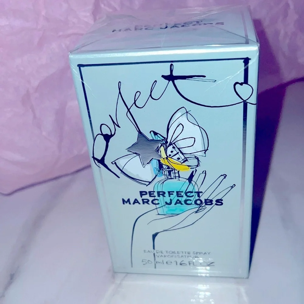 Marc Jacobs Perfect Fragrance EDT 1.6 oz with free gift